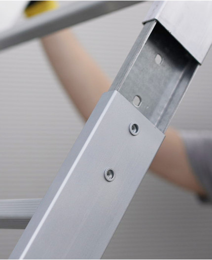 euroscaffold-ladderlift-voor-zonnepanelen (3)